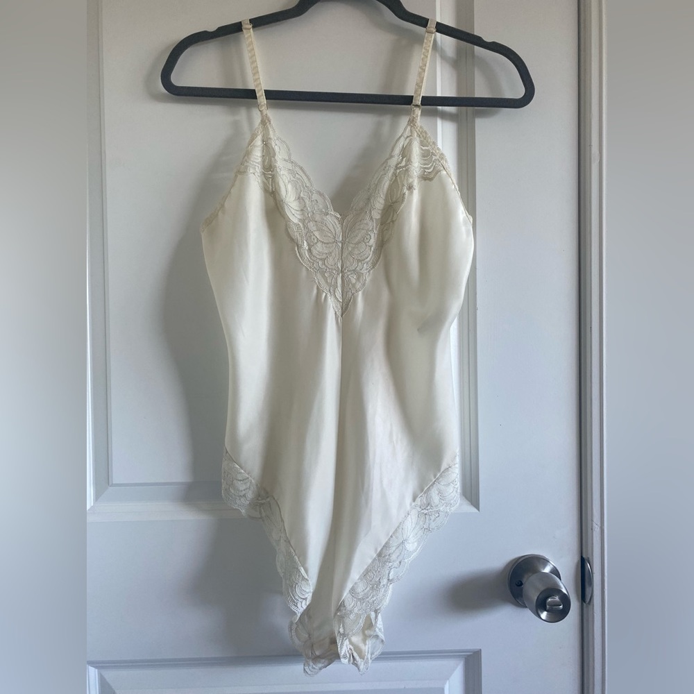 Lace + cotton shell body suit